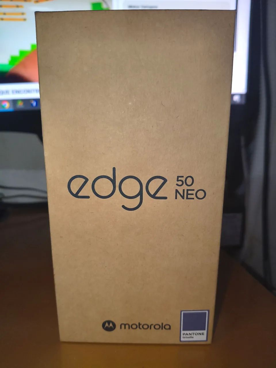 Caixa vaia Motorola Edge 50 neo