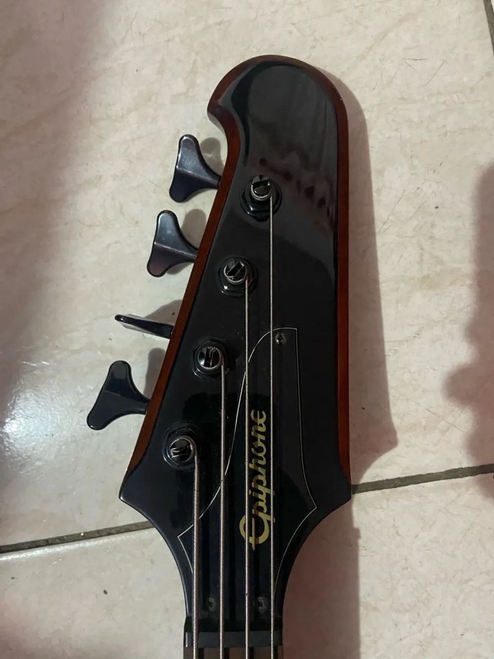 Vende se baixo epiphone - Foto 5
