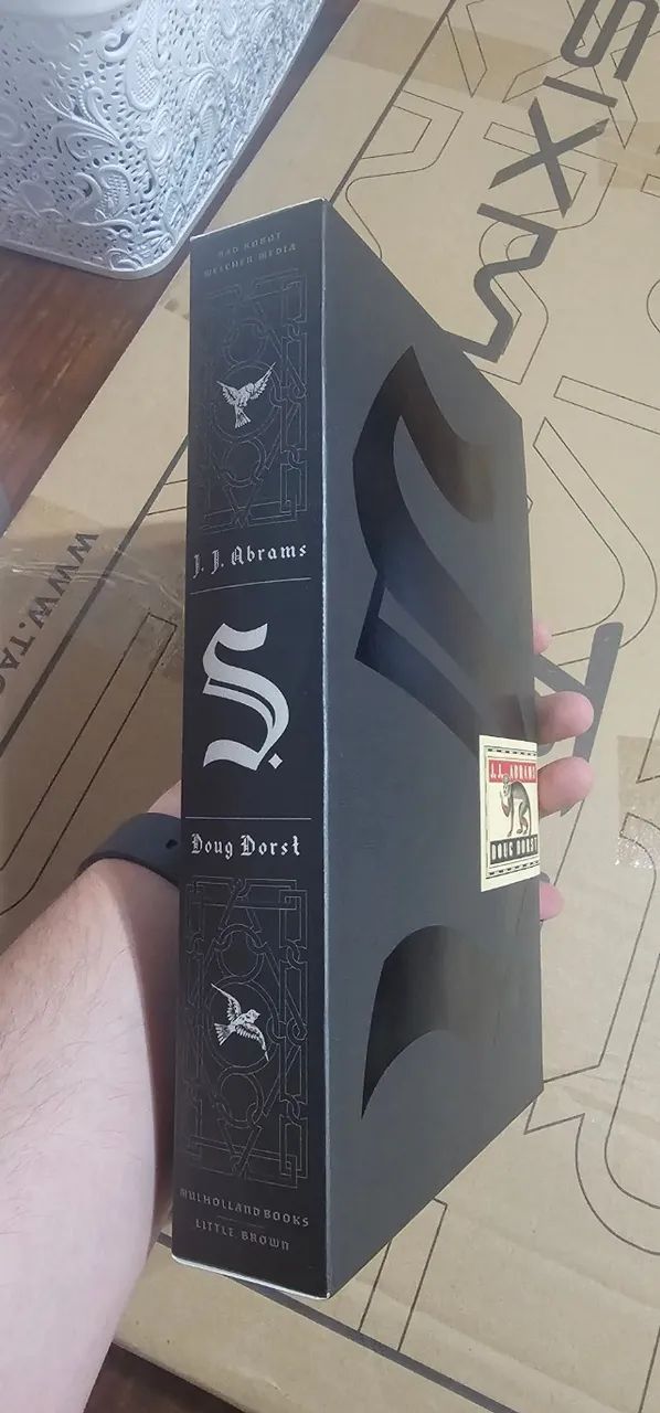 S. (Ship of Theseus) - Completo, em estado de novo - ORIGINAL EM INGLÊS - Foto 4