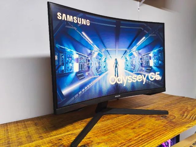 Monitor Gamer Samsung Odyssey G5 27" QHD 165Hz Curvo - Foto 2
