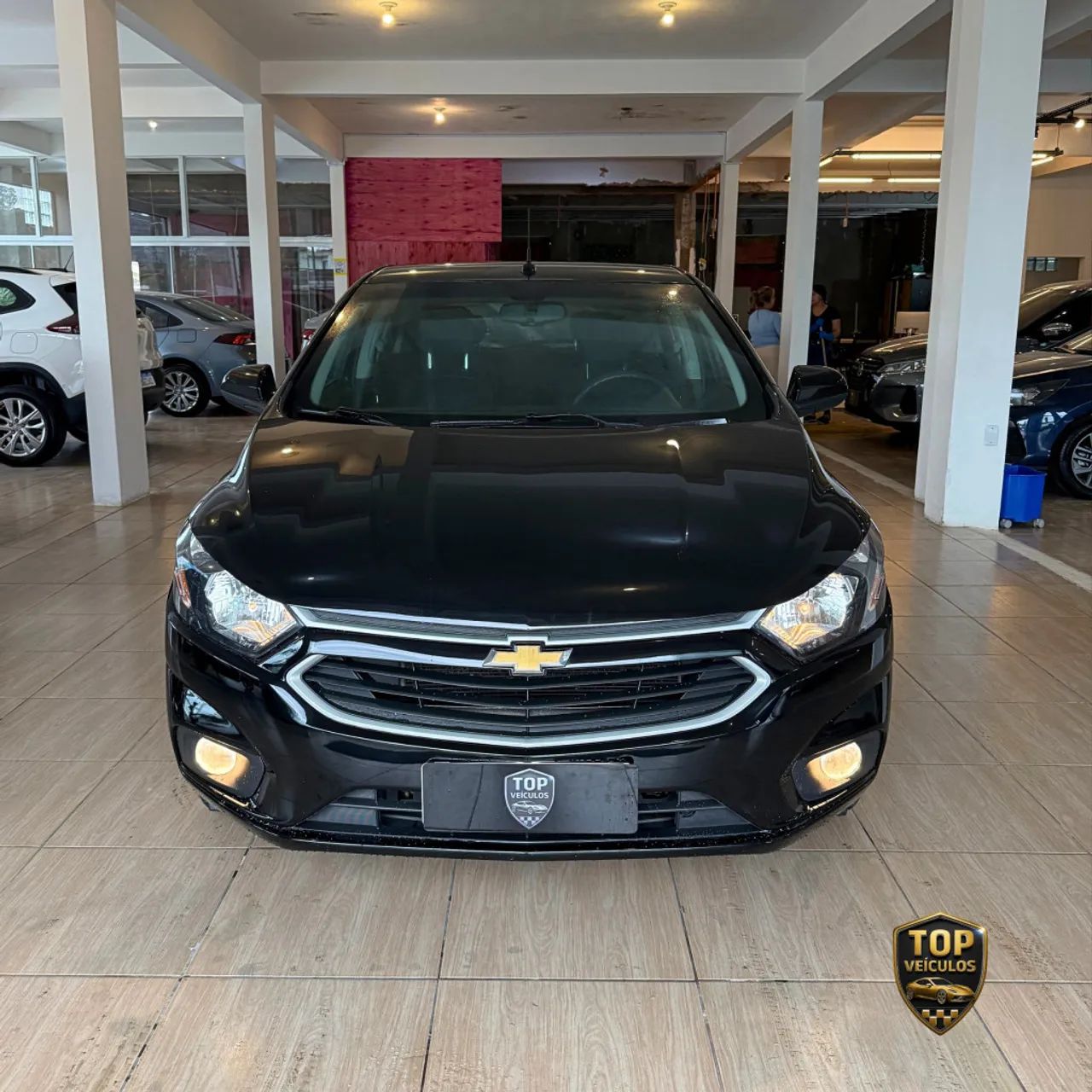 Chevrolet Onix Hatch LT 1.4 8V Flex Mec. 4P 2017 - Foto 2