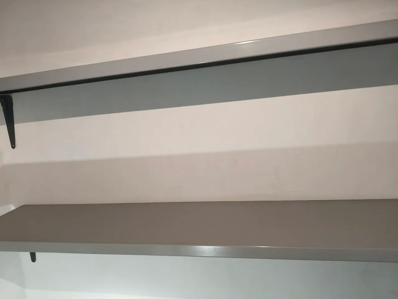 Prateleiras de chapa - Foto 2