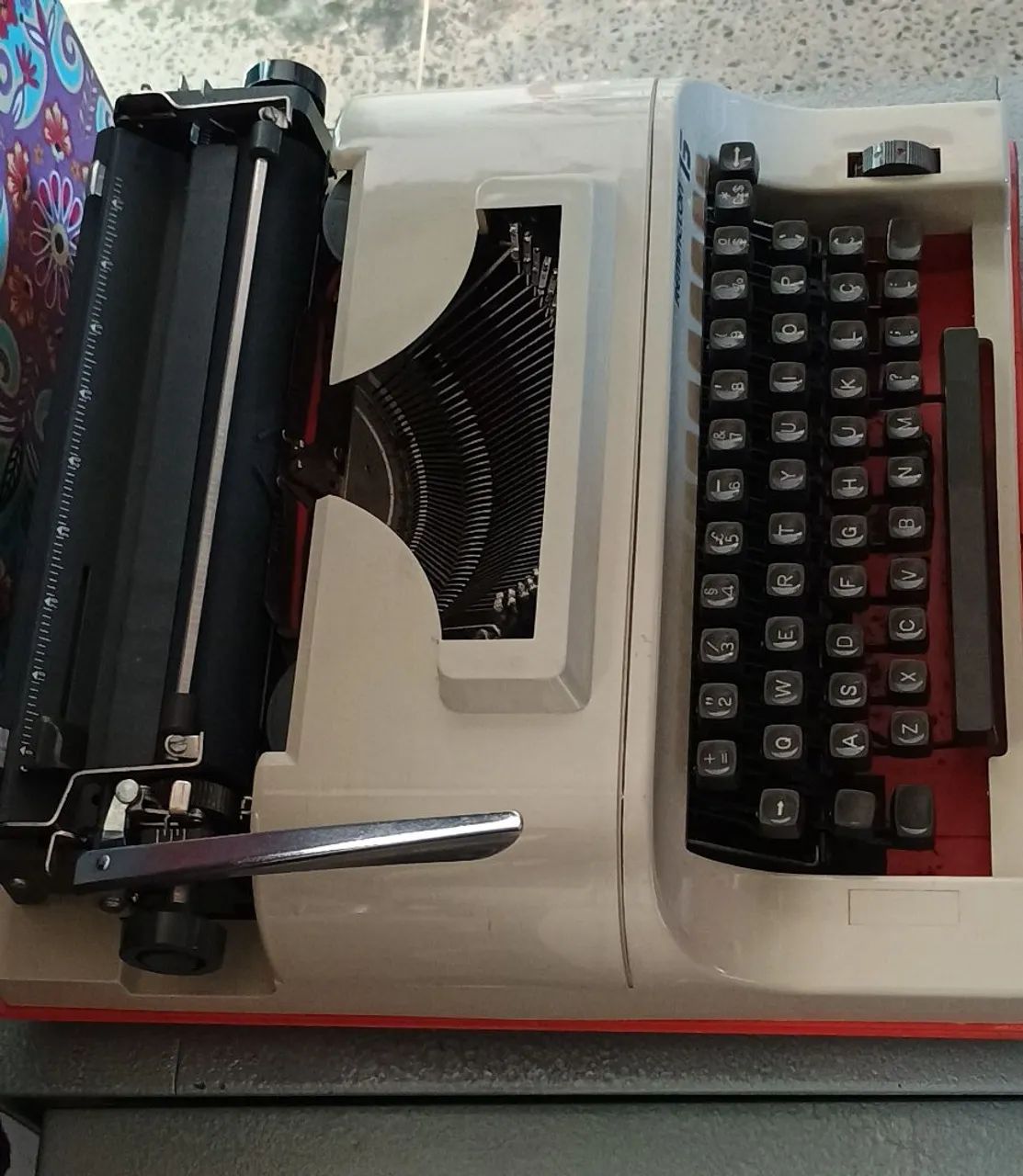 Máquina de datilografia  - Foto 2