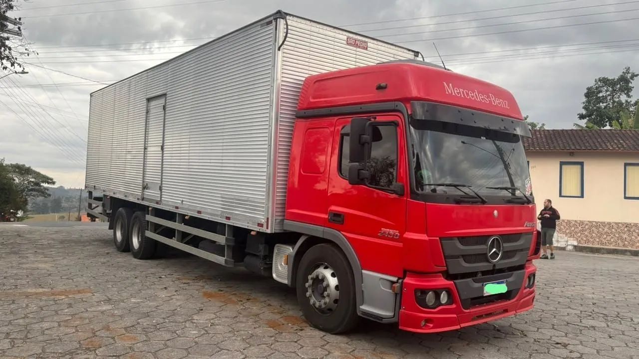 Atego 2430