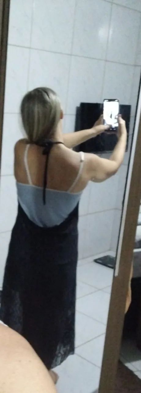 Vendo vestido de praia na cor preta  - Foto 2
