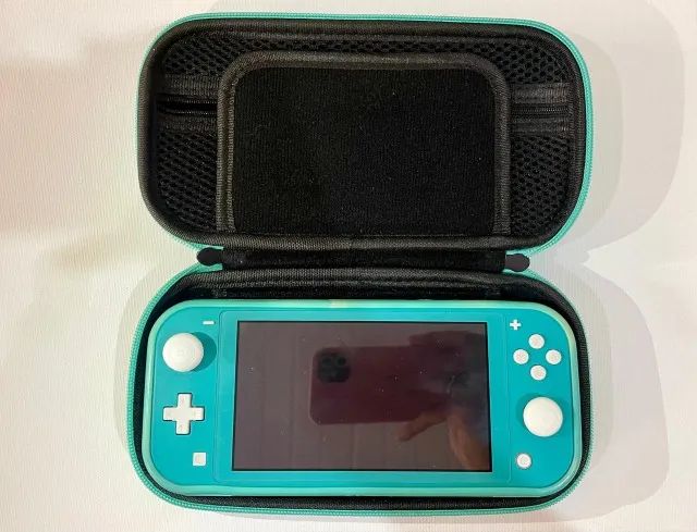 Switch Lite CONSERVADO 32 GB Vem com CAIXA + CASE + JOGOS - Foto 2