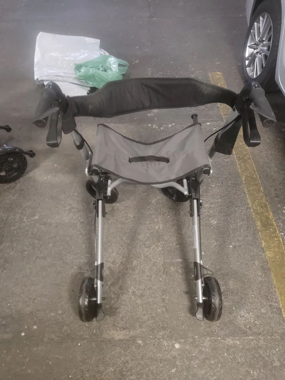 Andador com Rodas  - Foto 2