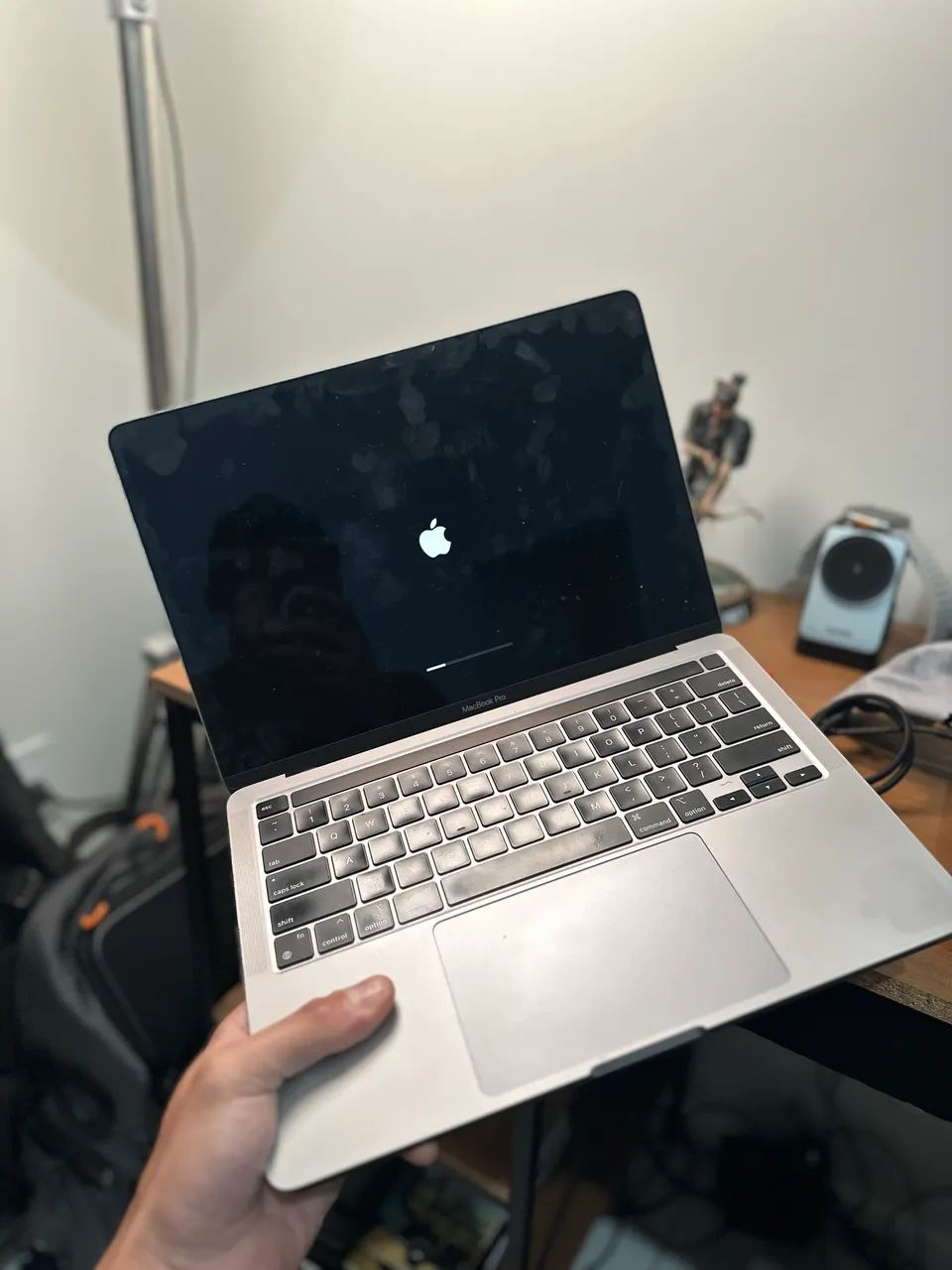 MACBOOK PRO M1 256GB 8GB RAM - Foto 2