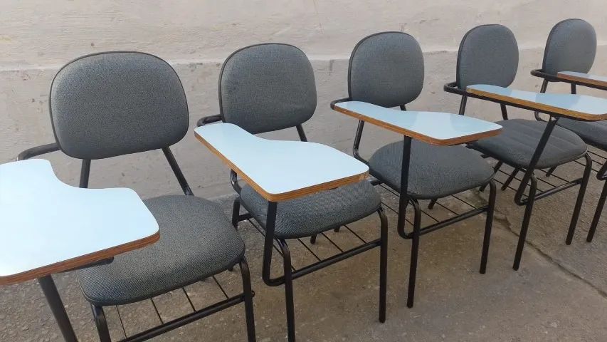 Cadeira Escolar Estofada