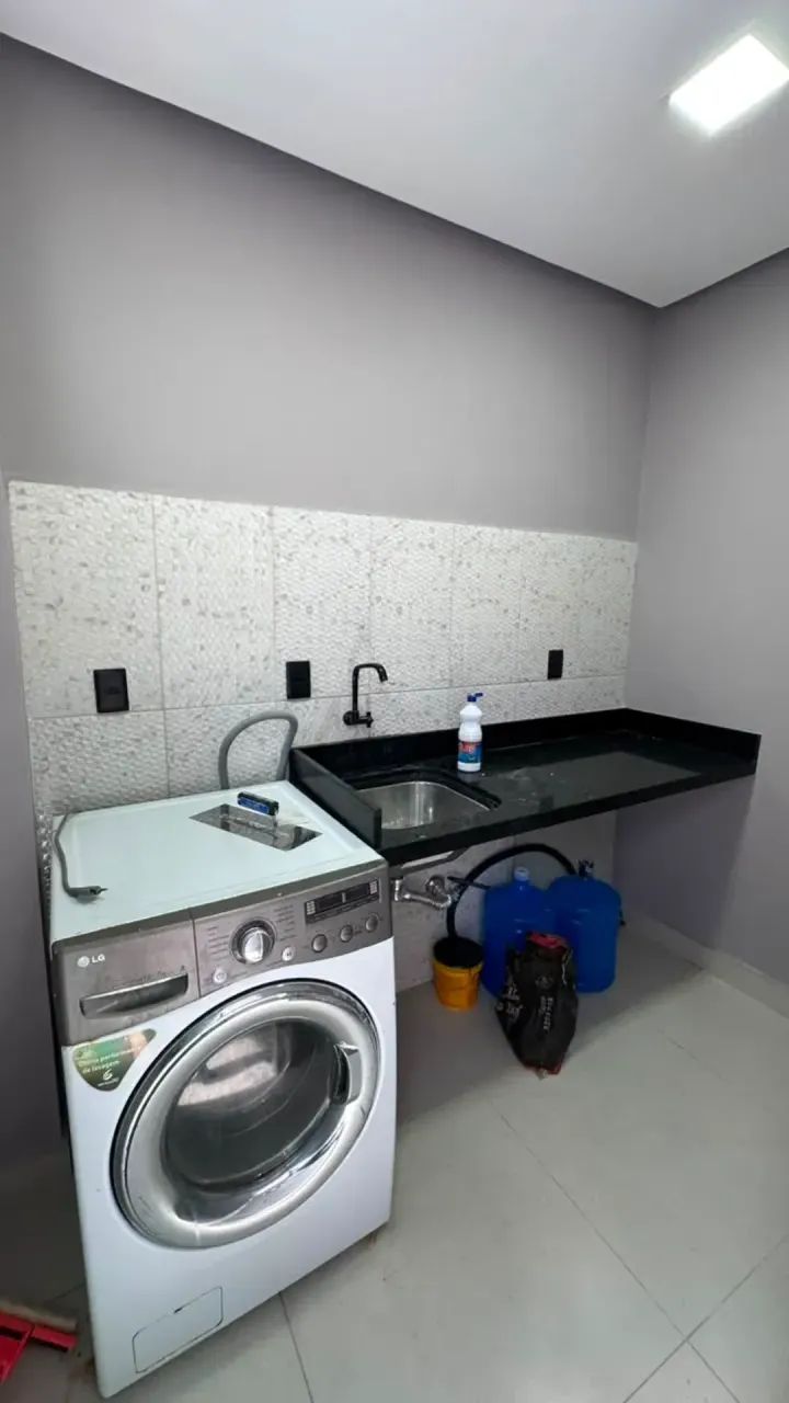 PASSAREDO, TÉRREA, SEMI-MOBILIADA, 3 SUÍTES. - Foto 3