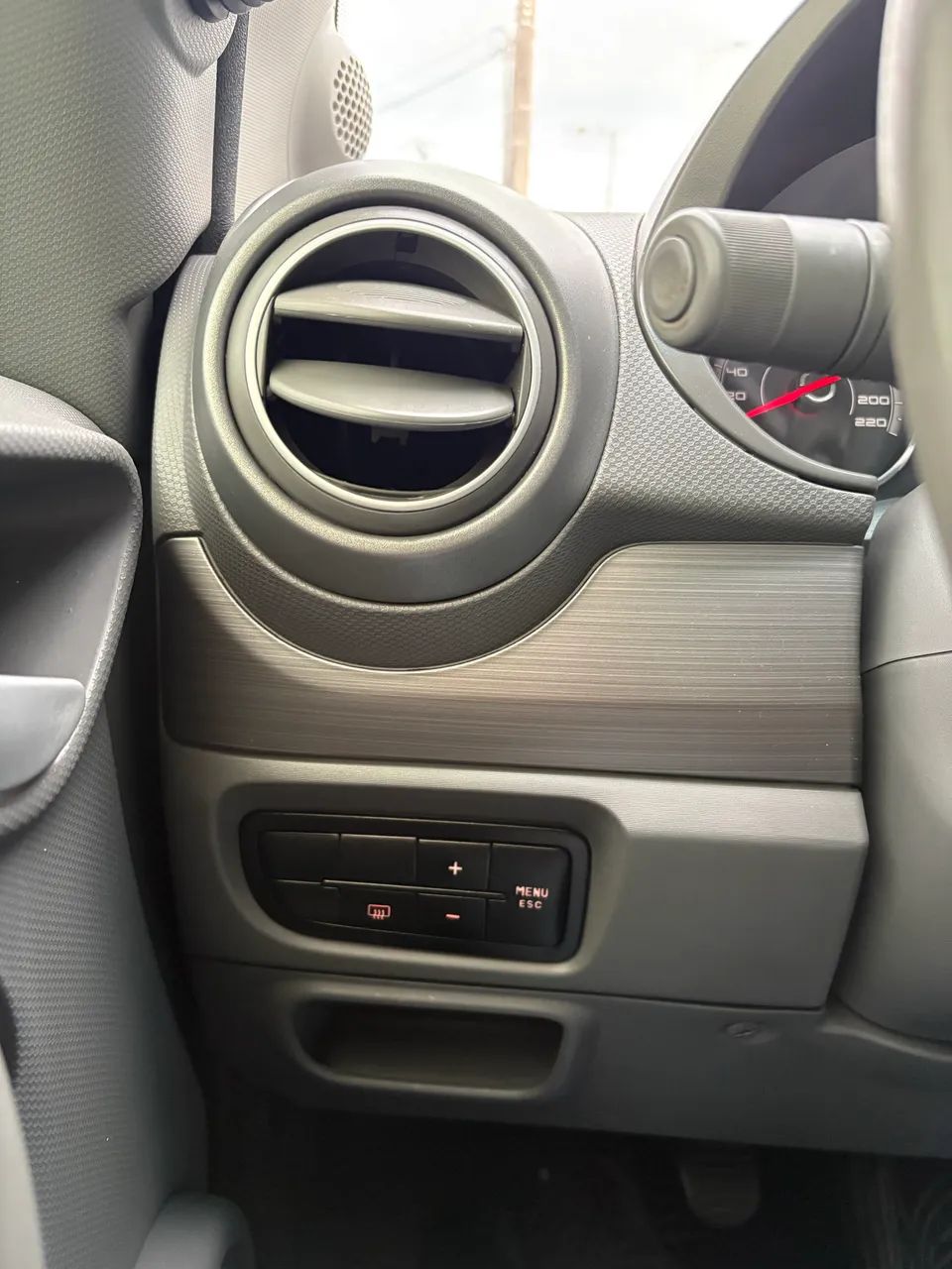 Fiat Palio Attractive 1.0 EVO Fire Flex 8V 5P 2016 - Foto 3