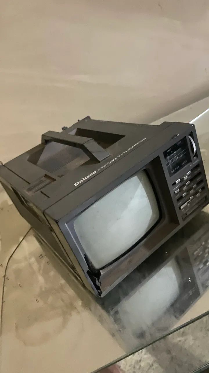 Tv portátil Relíquia Retro 5? 