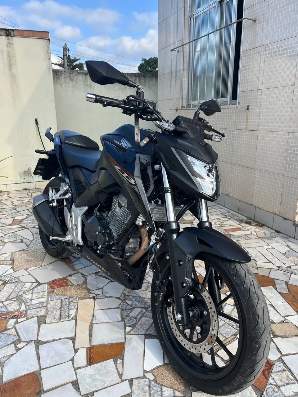 CB300f - Foto 2