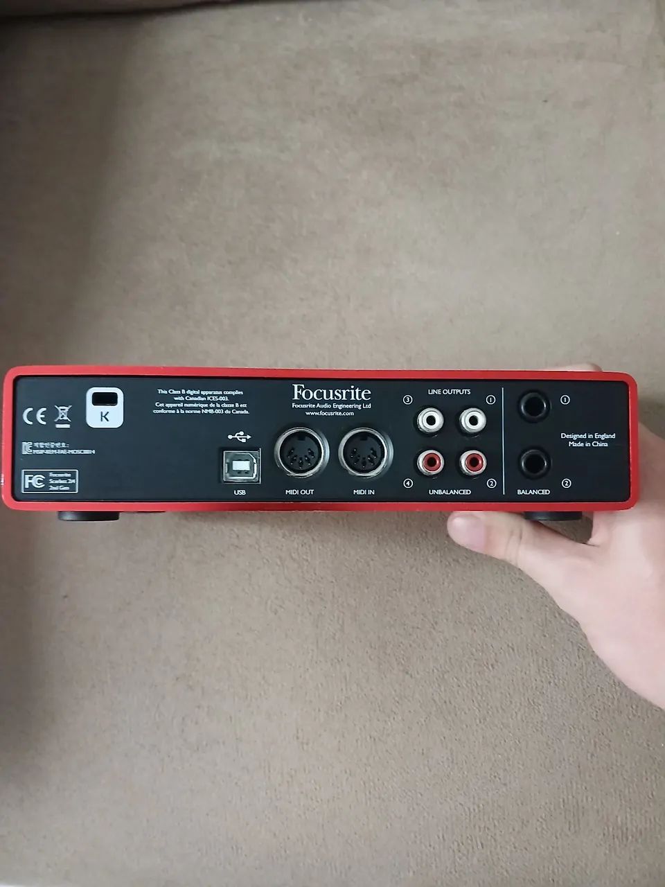 Interface de áudio Focusrite 2i4  - Foto 4