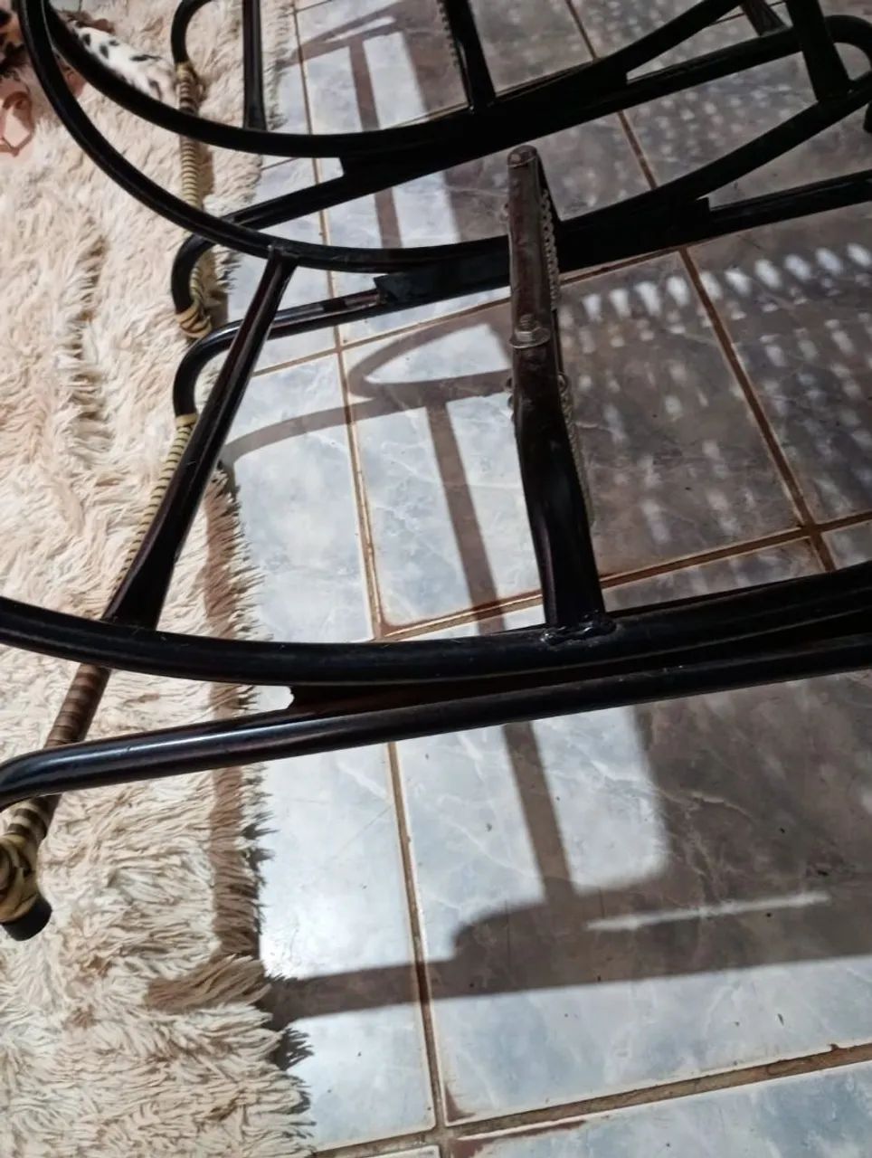 Vendo 2 cadeiras de balanço  - Foto 4