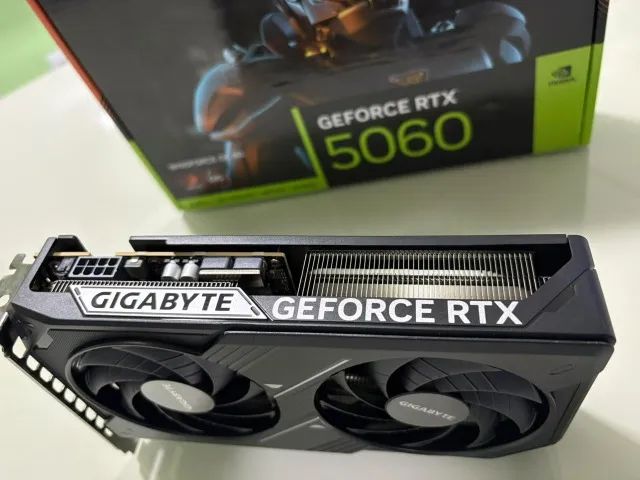 Placa de Vídeo Gigabyte RTX 5060 WINDFORCE MAX OC V2 8GB - Foto 4