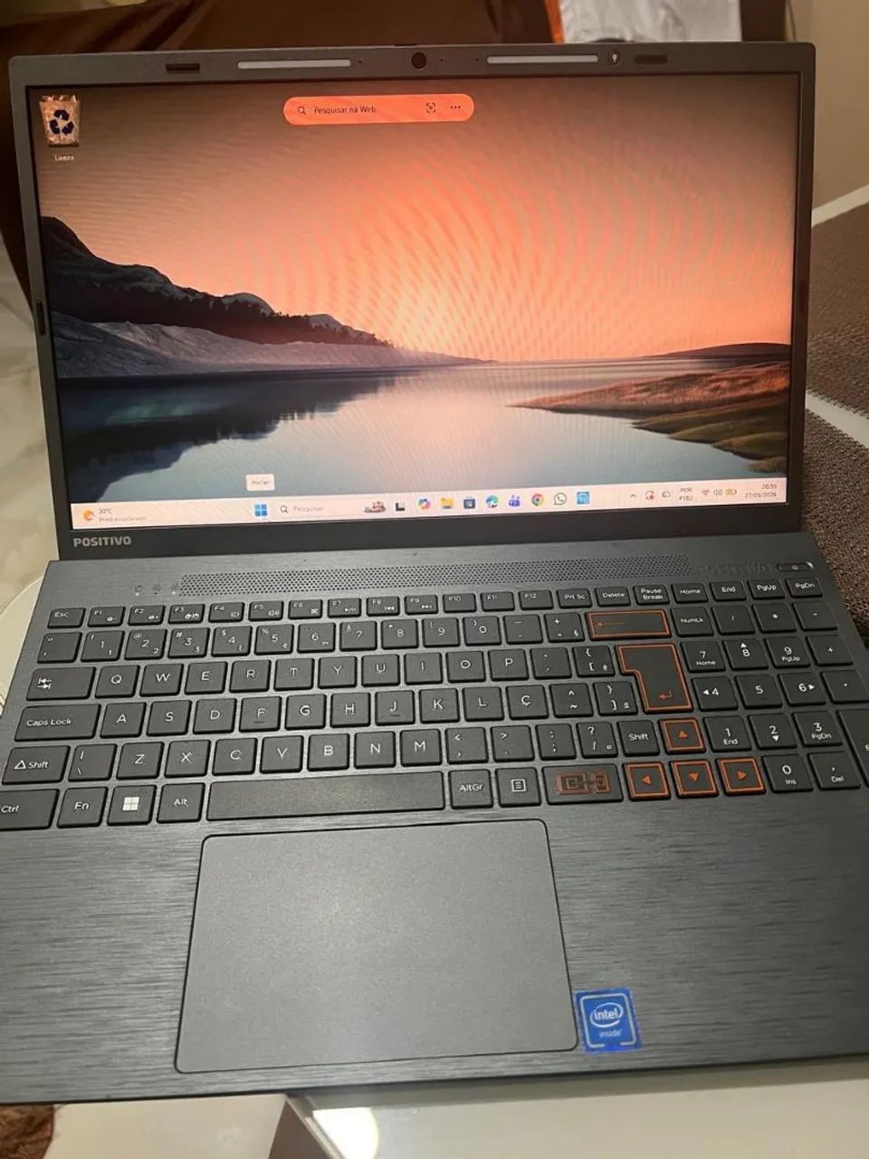 Notebook muito novo da positivo.
