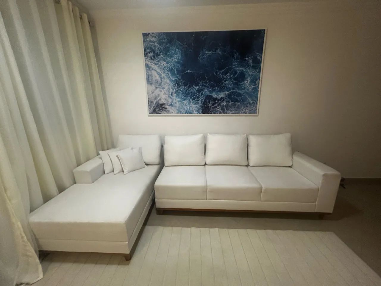Sofá 4 Lugares 3m em Linho off white com Chaise Esquerdo - Excelente Estado - Foto 4