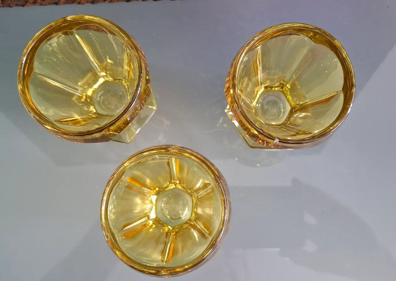 Copinhos de aperitivo antigos - Foto 3