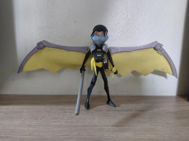 Robin Shadow Tek Ultra Flight Strike Batman Action Figure Boneco 16 cm DC comics