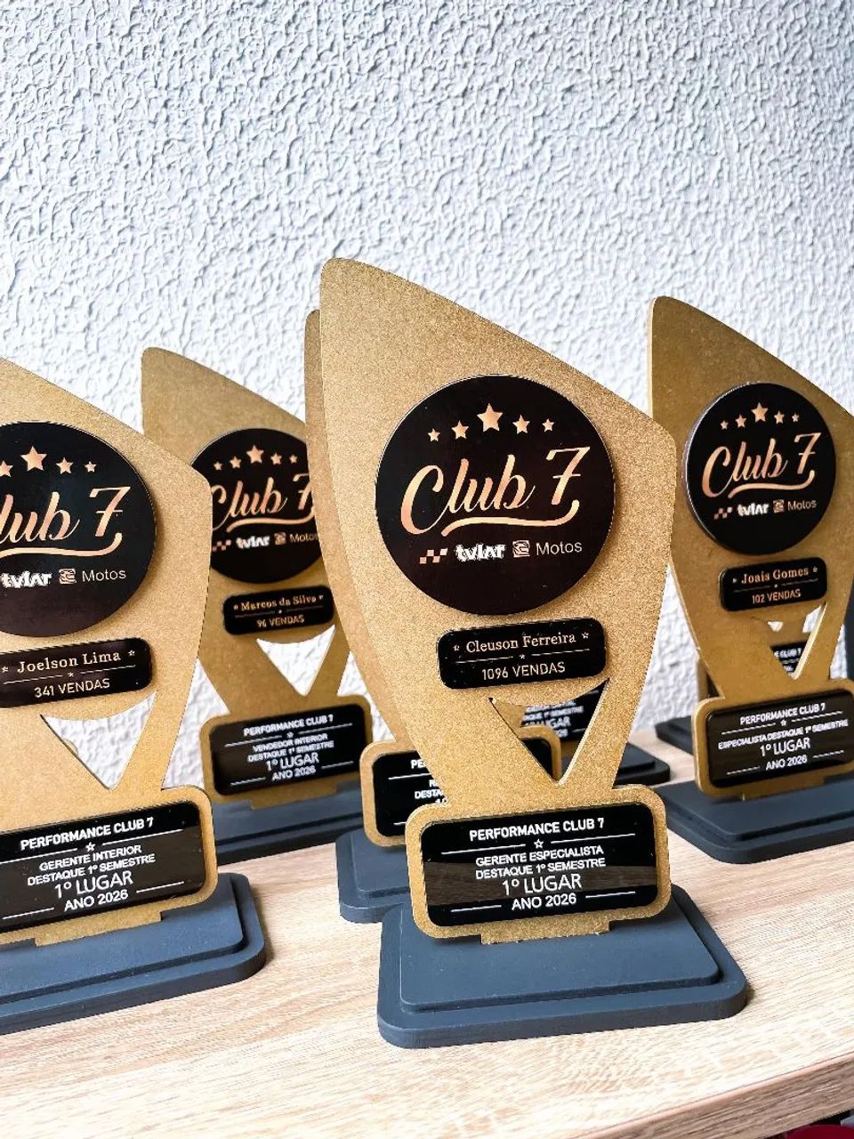 Troféu Dourado MDF
