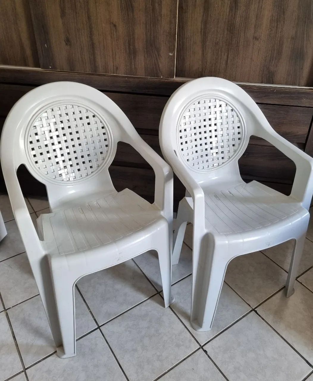 Cadeira de plástico 