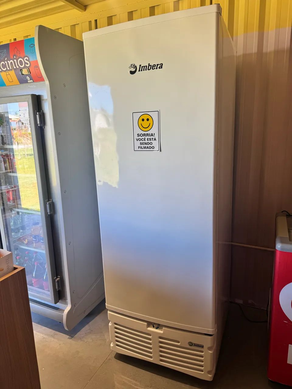 FREEZER VERTICAL IMBERA EVZ 21 BCO 560lt - Foto 2