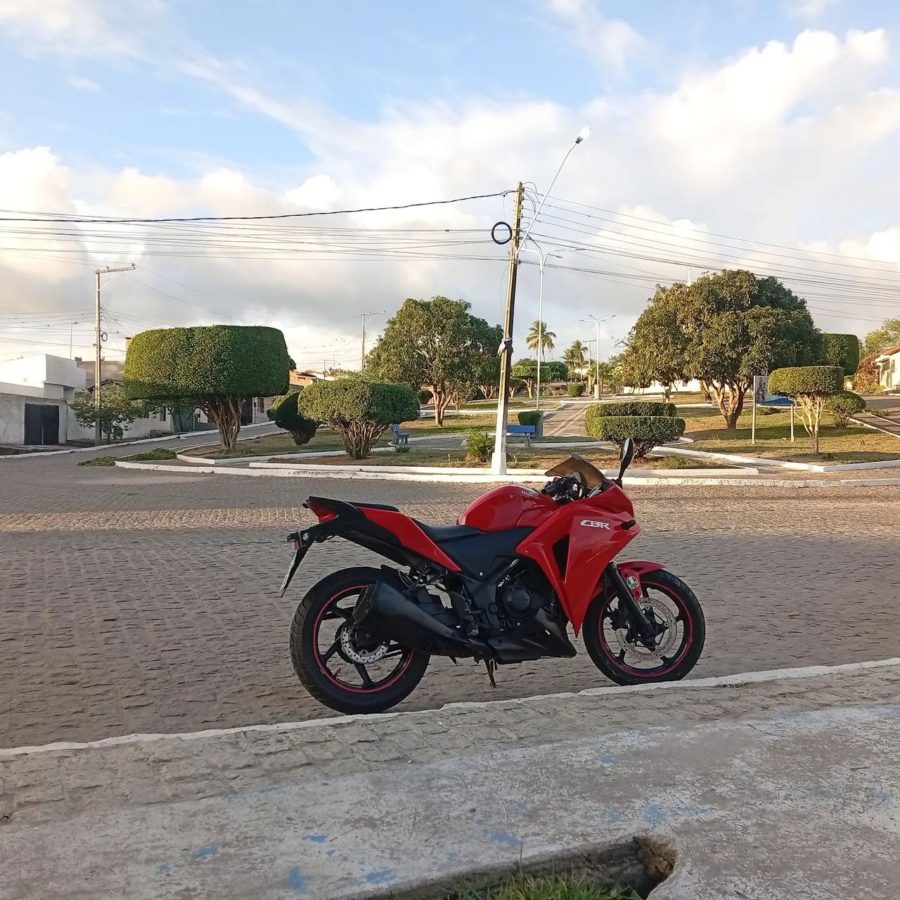 CBR  - Foto 2