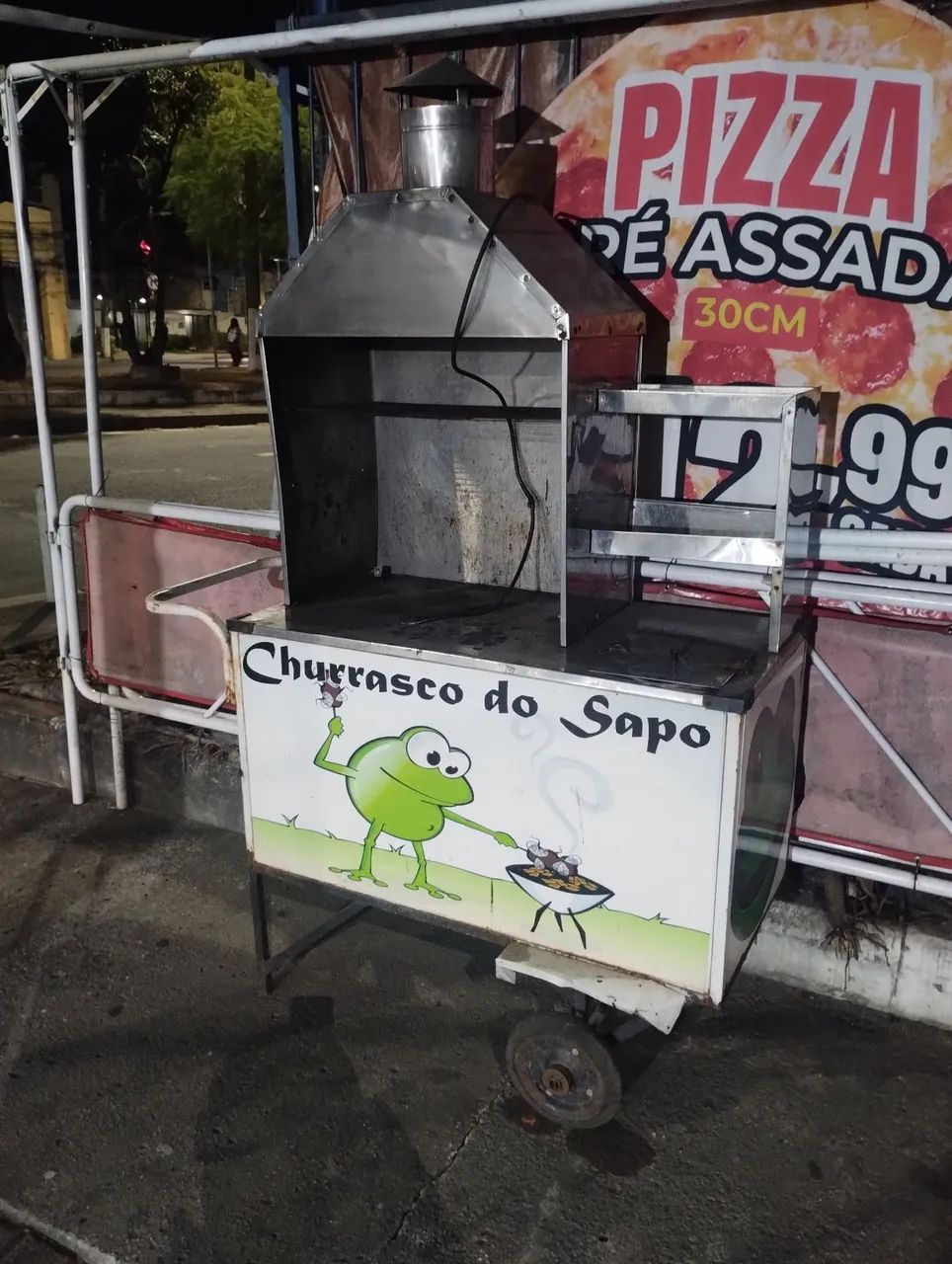 Carrinho barraca de churrasco 