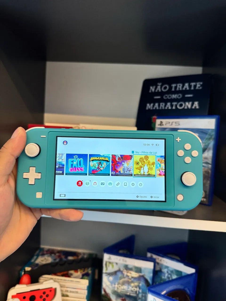 Nintendo Switch Lite semi-novo 