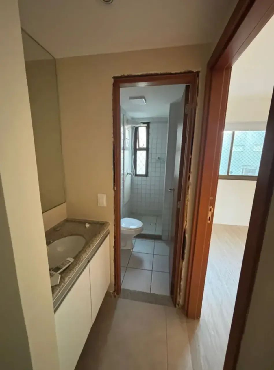 Imóvel para venda possui 135 metros quadrados com 4 quartos em Boa Viagem - Recife - PE 2