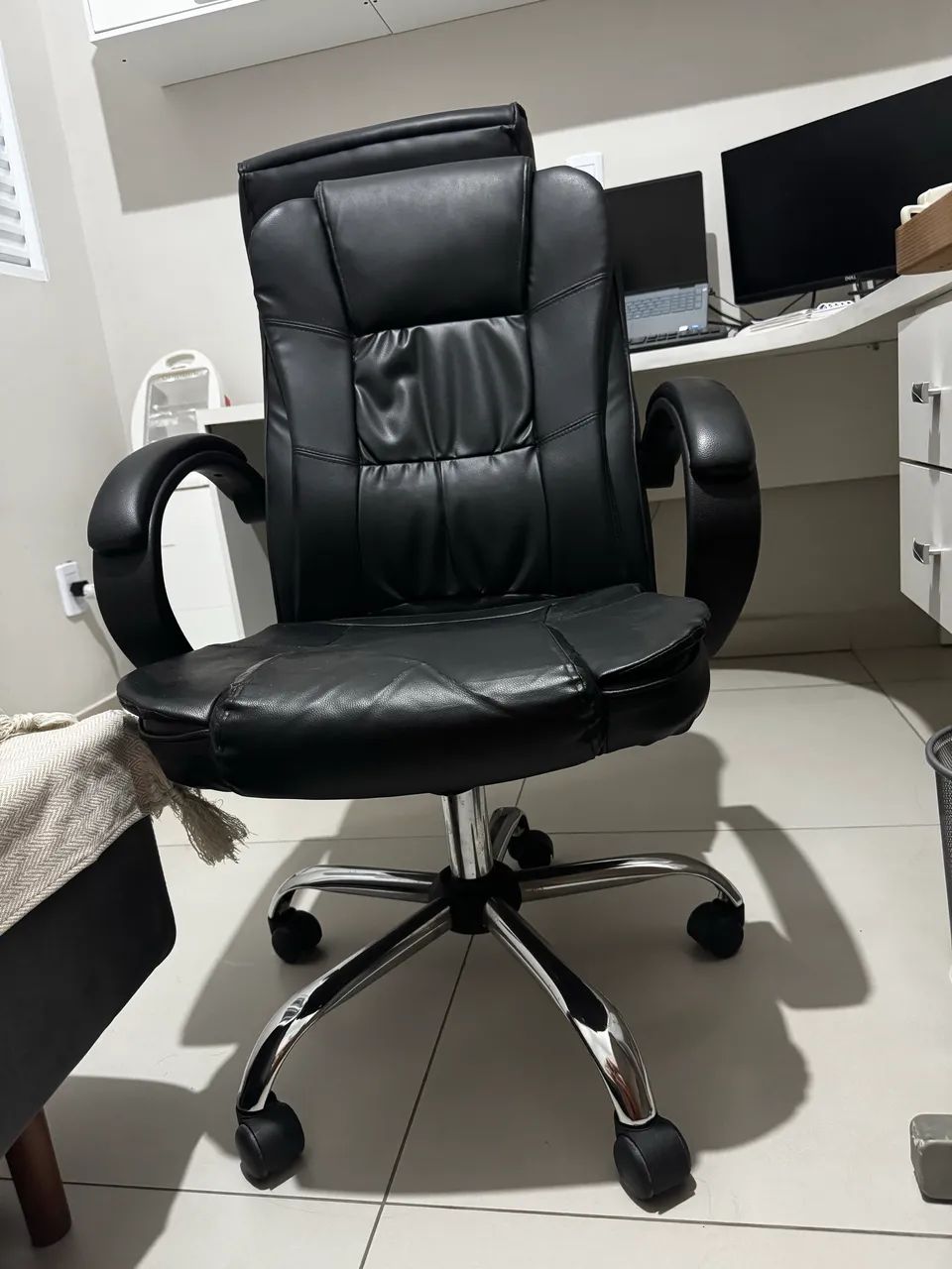 Mesa e cadeira de estudos - Foto 3