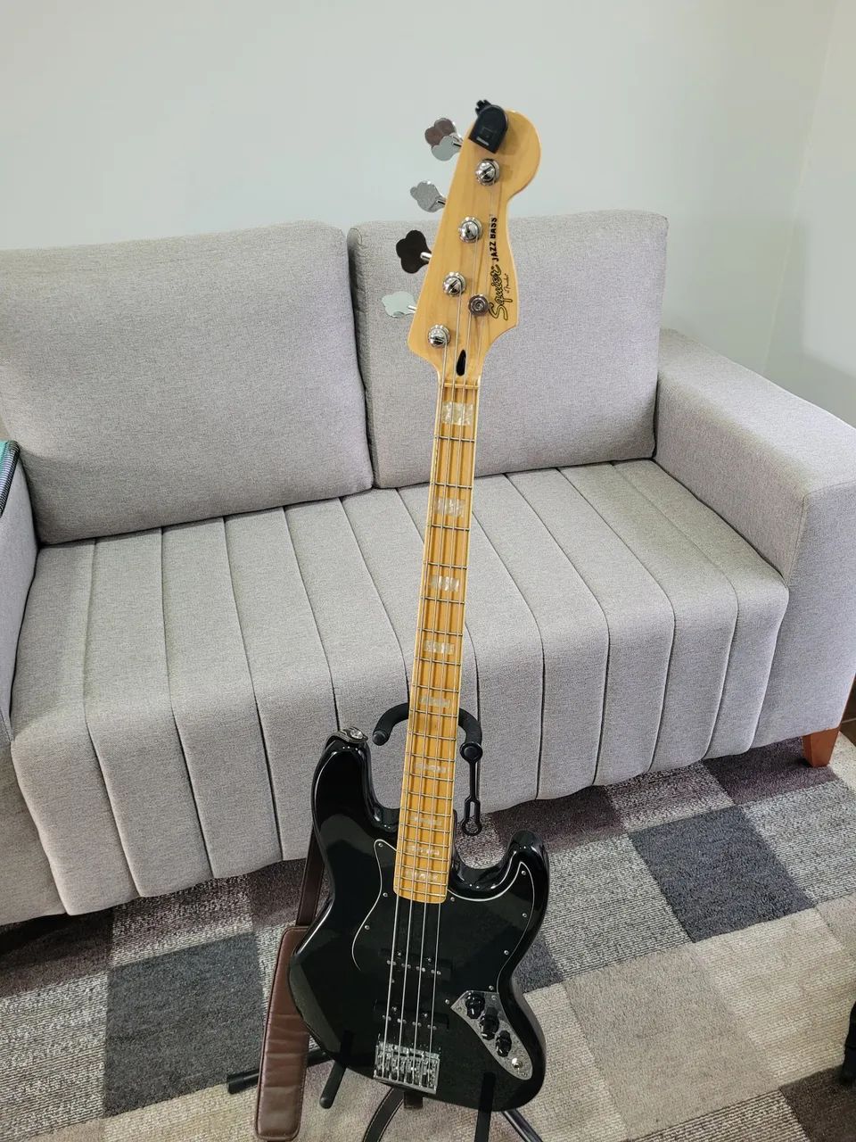 Contra baixo squier vintage modified com customy