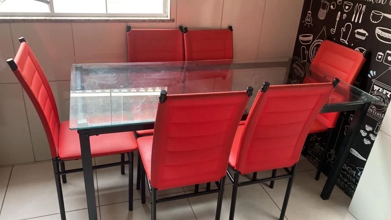 Mesa de vidro com 6 cadeiras - Foto 2