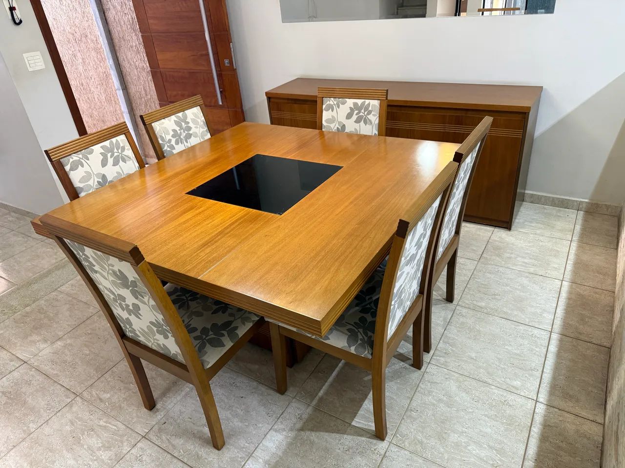 Mesa com 6 cadeiras - Foto 4