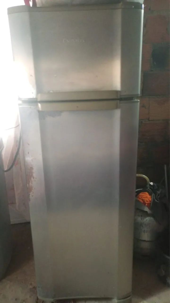 Vendo geladeira  - Foto 5