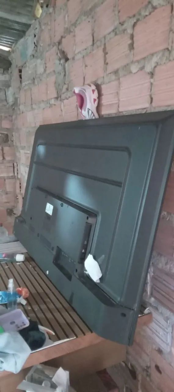 Tv Philips SMART retirada de peças  50$bairro igarapé  - Foto 3
