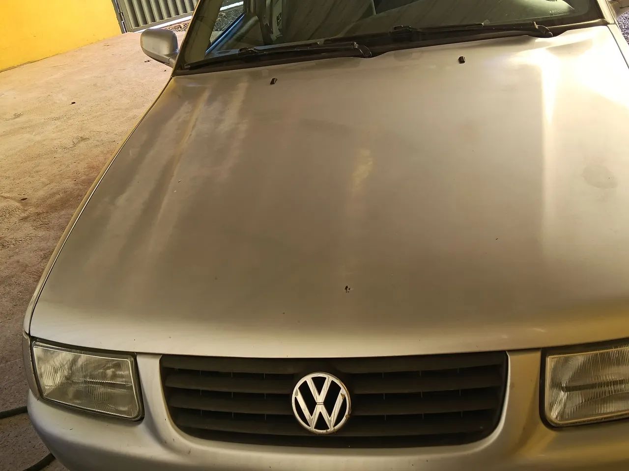 Volkswagen Santana 1.8 MI (álcool) 2002