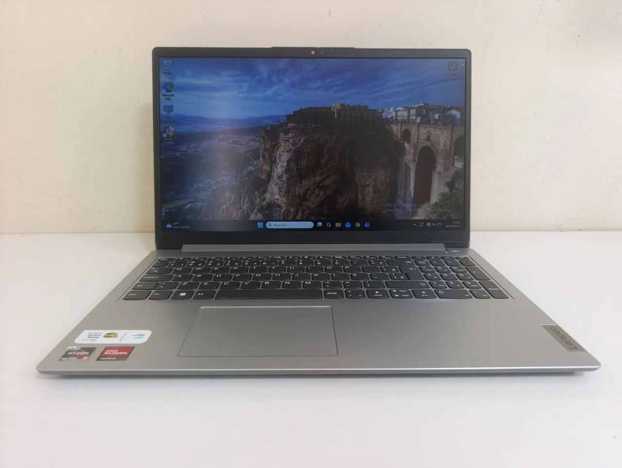 【新品】Lenovo IdeaPad S10-3 windowXP lenovo s10 3