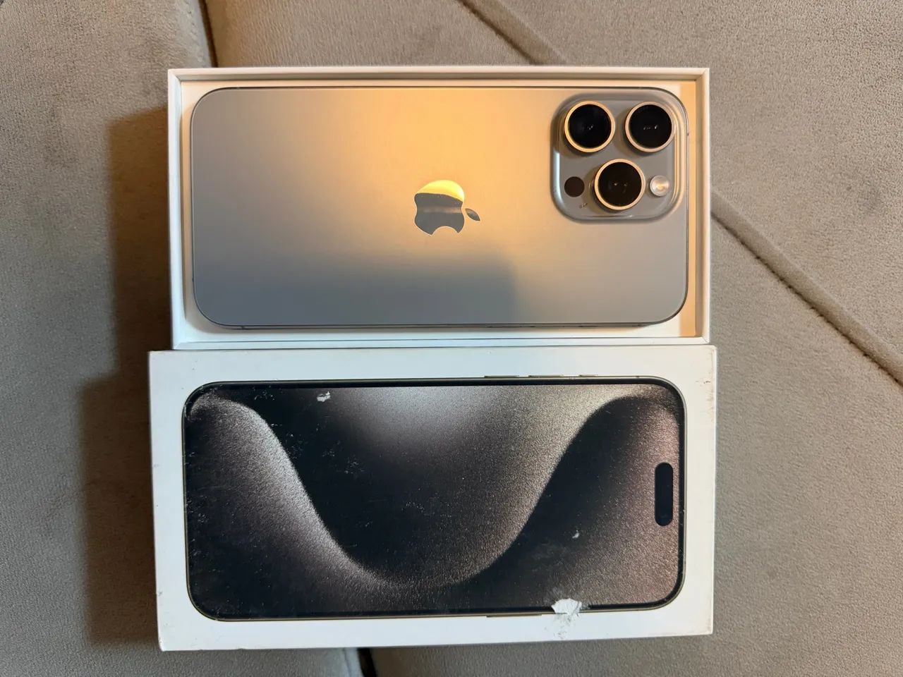 iPhone 15 Pro Max 256GB - Titânio Natural  - Foto 4