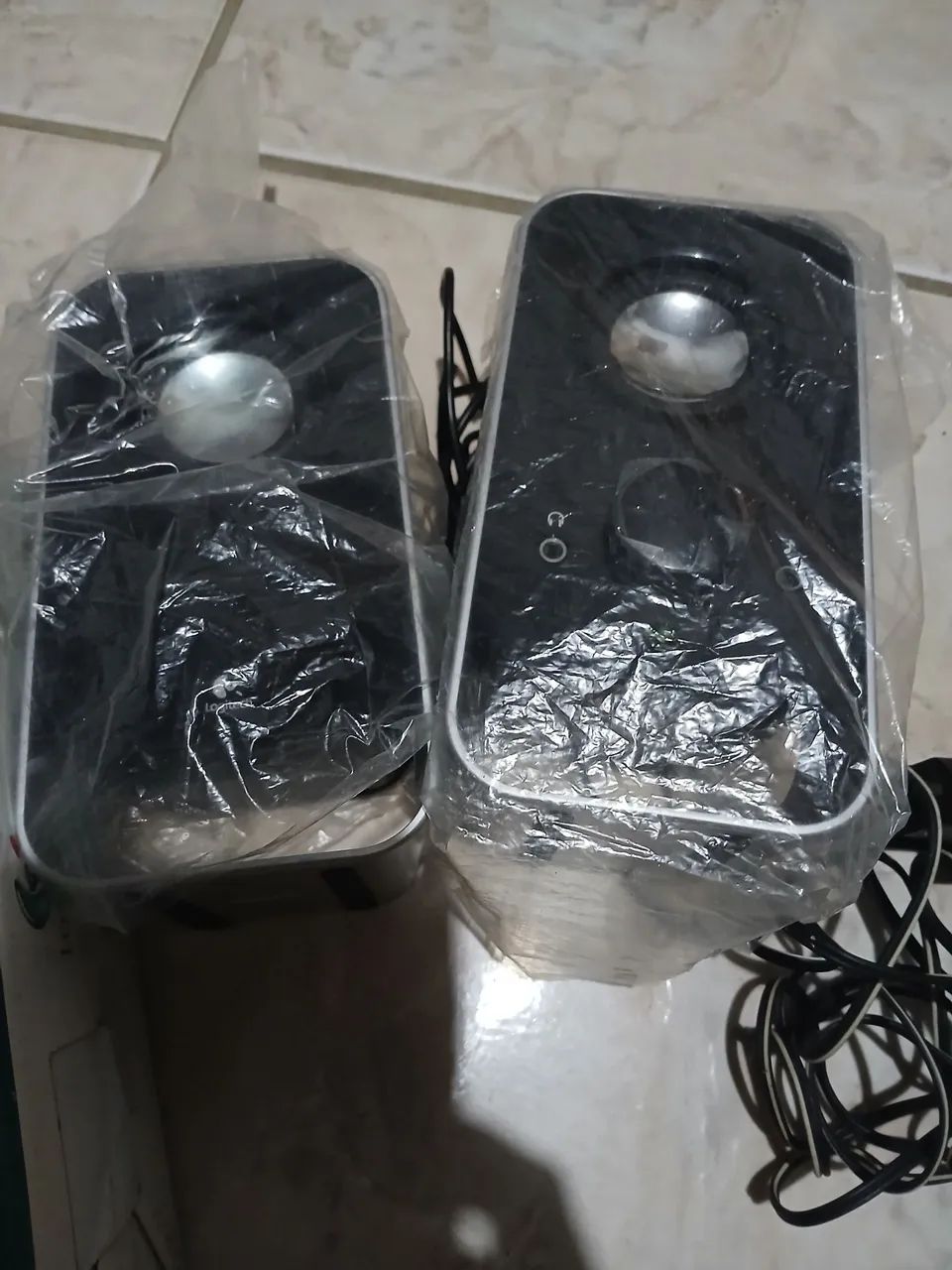 Caixa de som Logitech LS11 - Foto 3