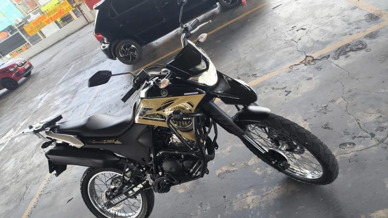 ? *YAMAHA XTZ 250cc LANDER BLUEFLEX ABS*<br>