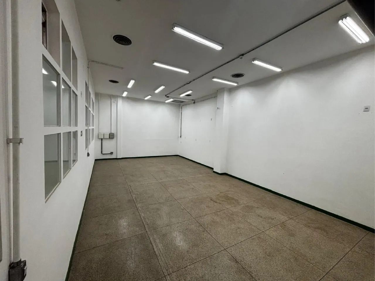 Salão Comercial 606m² na Rua Halfeld | Centro de Juiz de Fora - Foto 2
