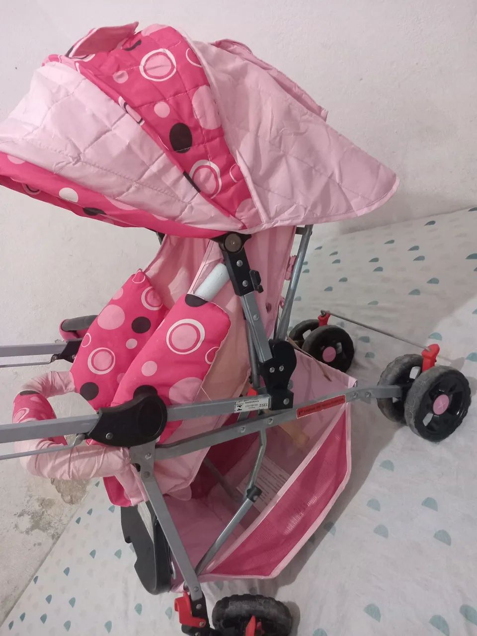 Carrinho de bebê e bebê conforto  - Foto 4