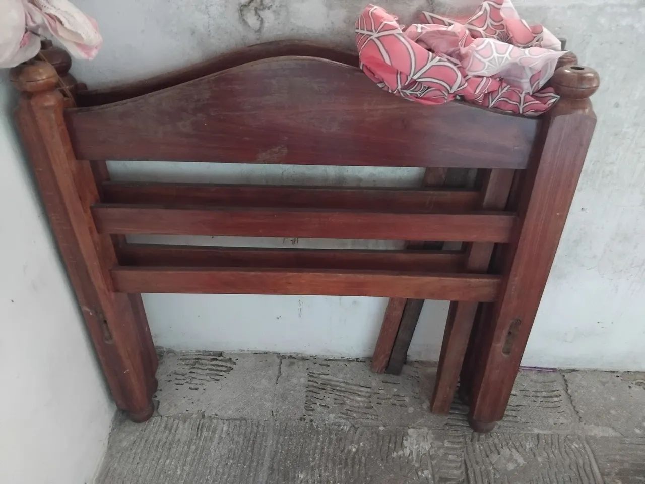 Cama solteiro 