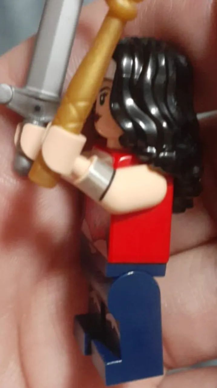 lego super heroes: sh0150: Wonder Woman - Silver Tiara, Dark Blue Legs  - Foto 3