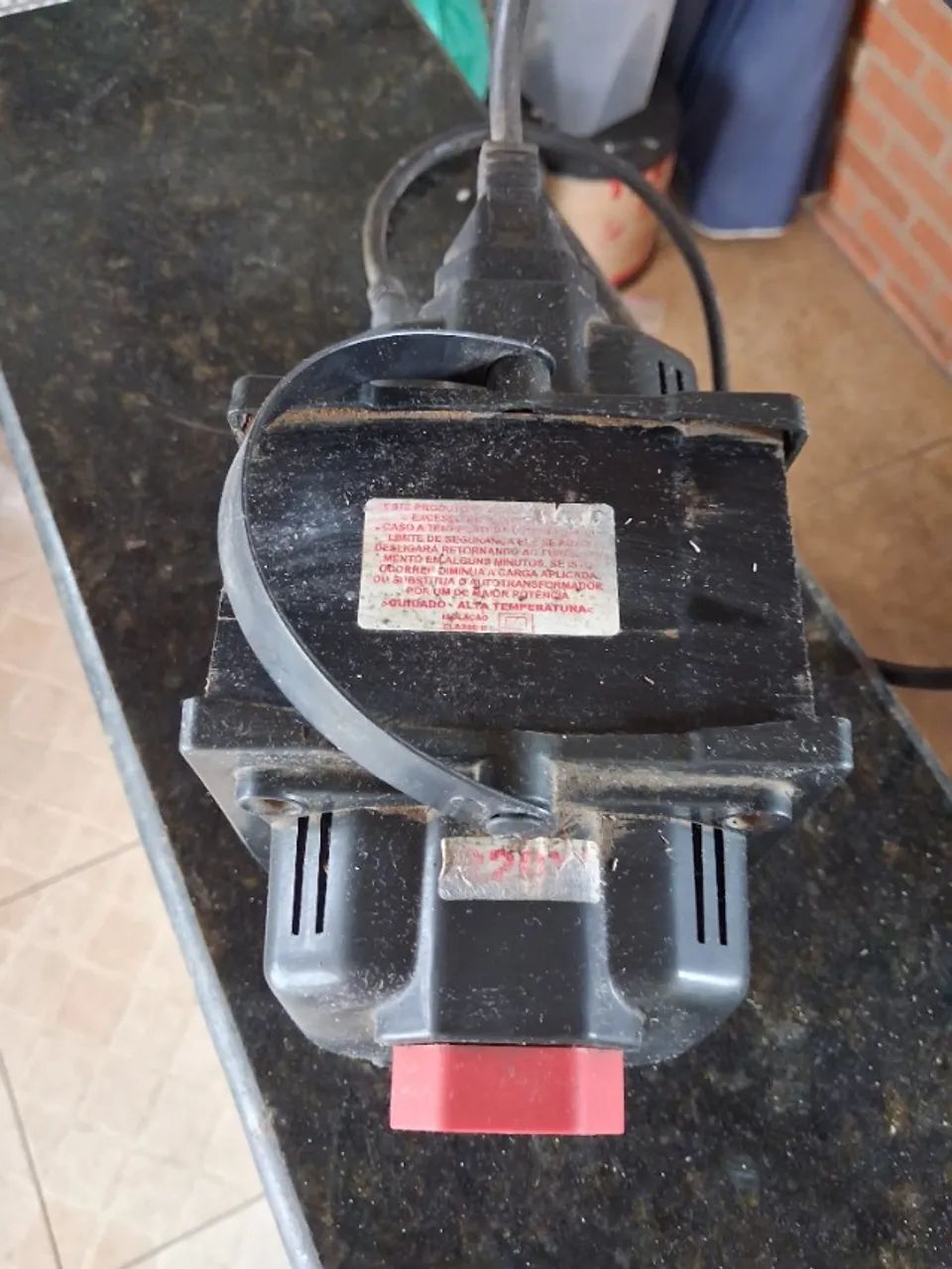 Transformador 5000vá, 110v para 220v - Foto 3