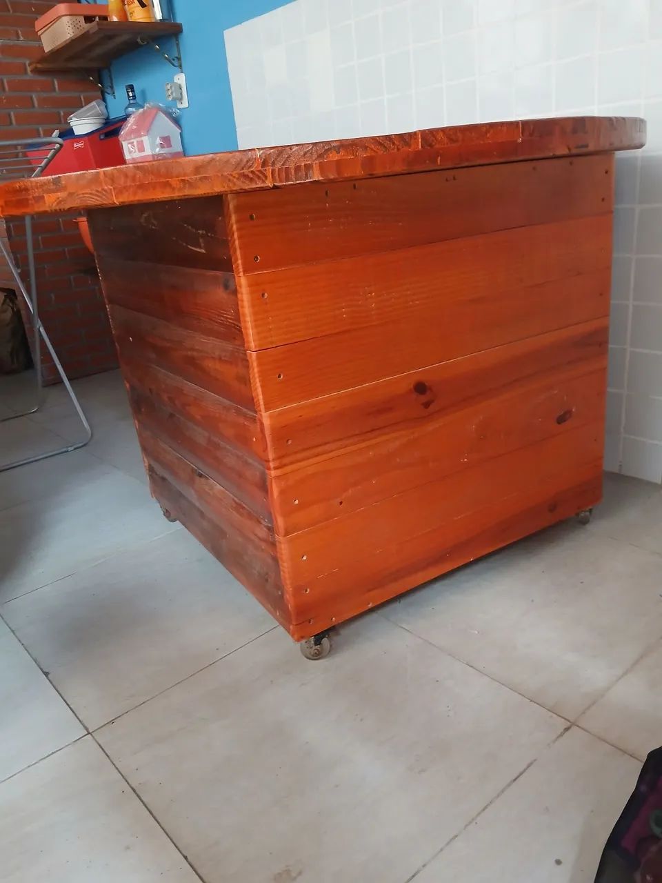 Mesa de madeira. - Foto 2