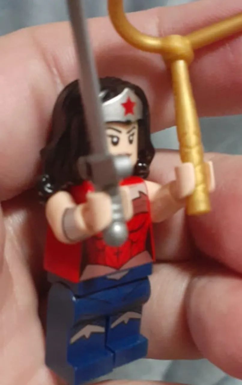 lego super heroes: sh0150: Wonder Woman - Silver Tiara, Dark Blue Legs  - Foto 2