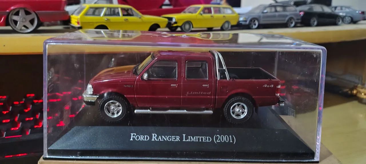 Miniatura Ford ranger escala 1/43